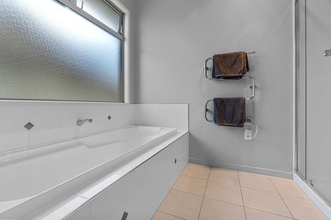 Photo of property in 51 Palliser Drive, Huntington, Hamilton, 3210