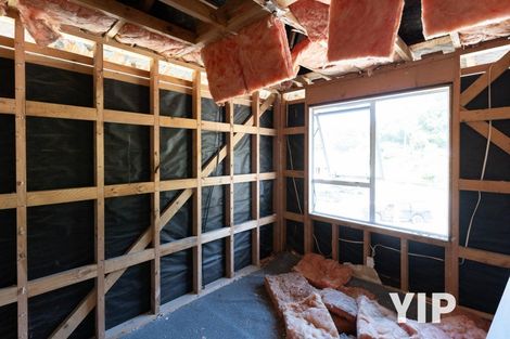 Photo of property in 114a Newlands Road, Newlands, Wellington, 6037