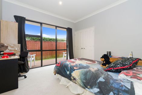 Photo of property in 99 Kitchener Road, Pukekohe, 2120