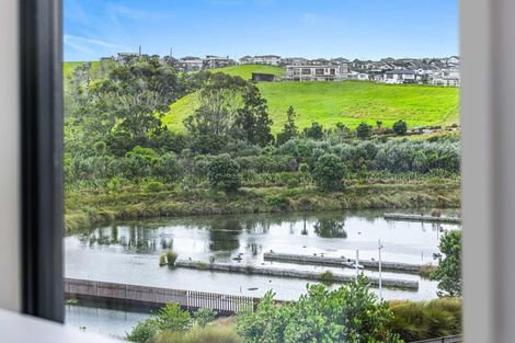 Photo of property in 5 Longshore Drive, Long Bay, Auckland, 0630