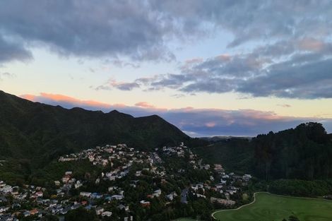 Photo of property in 1 Becker Way, Karori, Wellington, 6012