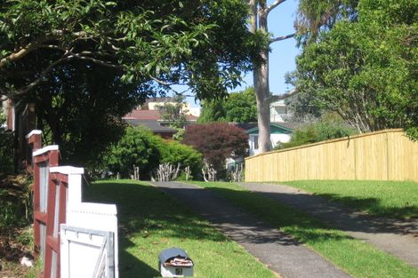 Photo of property in 6a Grandison Crescent, New Lynn, Auckland, 0600