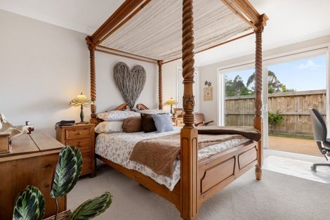 Photo of property in 37 Mahana Way, Pyes Pa, Tauranga, 3112