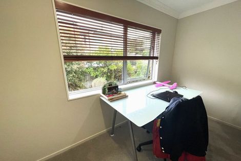 Photo of property in 105 Laurel Oak Drive, Schnapper Rock, Auckland, 0632