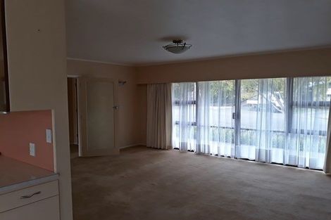 Photo of property in 1 Paul Place, Awapuni, Palmerston North, 4412