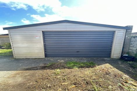 Photo of property in 1/2 Onslow Road, Papakura, 2110