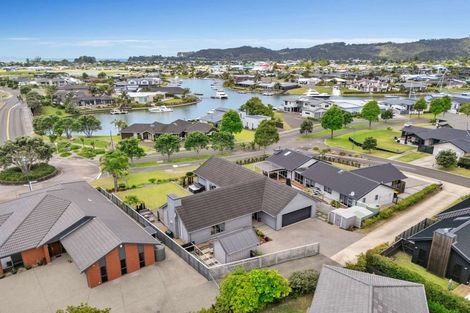 Photo of property in 4 Roseberry Place, Whitianga, 3510