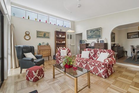 Photo of property in 8a Gemini Place, Kawaha Point, Rotorua, 3010