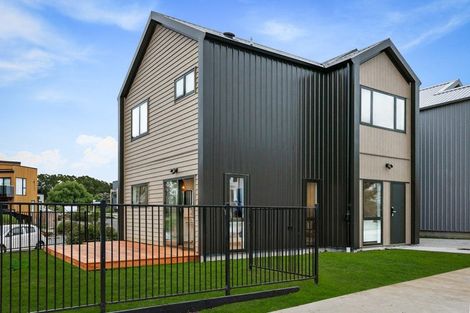 Photo of property in 39 Bristol Freighter Road, Hobsonville, 0616