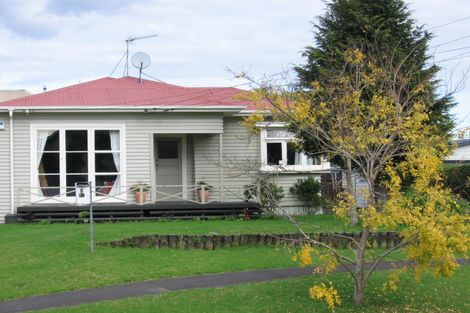 Photo of property in 2/21 Grande Vue Road, Papatoetoe, Auckland, 2025