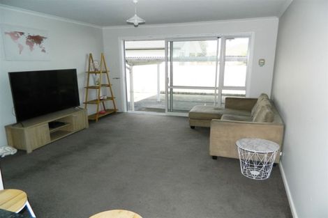 Photo of property in 4/394 Hereford Street, Linwood, Christchurch, 8011