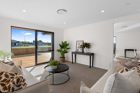 Photo of property in 10 Wheat Avenue, Darfield, 7510