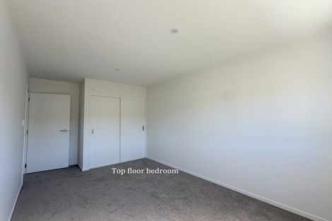 Photo of property in 15a Blenheim Street, Glenfield, Auckland, 0629