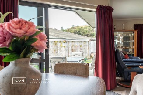 Photo of property in 2 Evergreen Crescent, Trentham, Upper Hutt, 5018