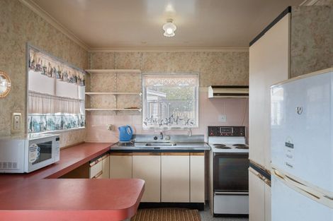 Photo of property in 22 Heather Street, Levin, 5510