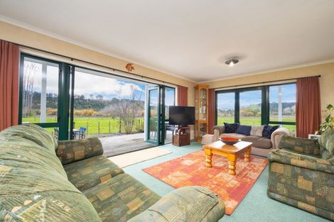 Photo of property in 1421 Pohangina Valley Road East, Pohangina, Ashhurst, 4884