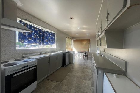 Photo of property in 49 Walworth Avenue, Pakuranga Heights, Auckland, 2010