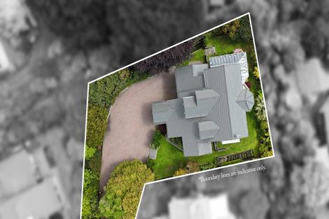 Photo of property in 4 Tupara Crescent, Kawaha Point, Rotorua, 3010