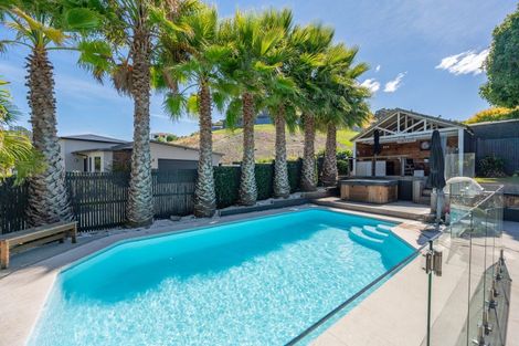 Photo of property in 37 Kent Terrace, Taradale, Napier, 4112