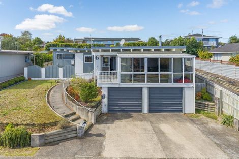 Photo of property in 6 Regents Grove, Richmond Heights, Taupo, 3330