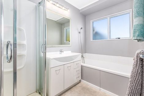 Photo of property in 28 Doncaster Terrace, Ascot Park, Porirua, 5024