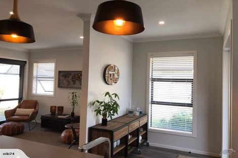 Photo of property in 16 Livingstone Drive, Papamoa Beach, Papamoa, 3118
