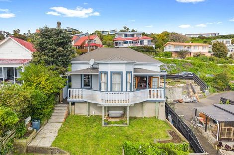 Photo of property in 32 Hipango Terrace, Durie Hill, Whanganui, 4500
