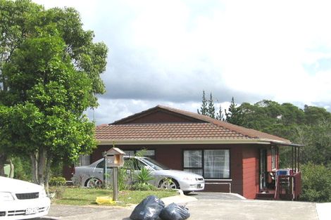 Photo of property in 17 Katrina Place, Massey, Auckland, 0614