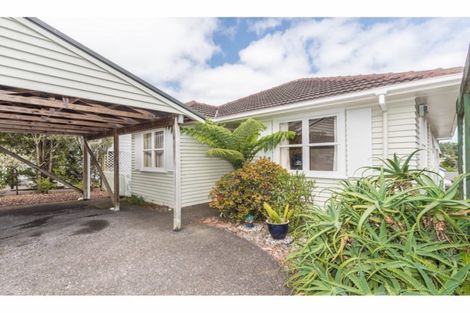 Photo of property in 63 Konini Road, Titirangi, Auckland, 0604