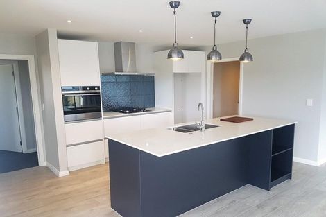 Photo of property in 3 Pae Moana Place, Stanmore Bay, Whangaparaoa, 0932