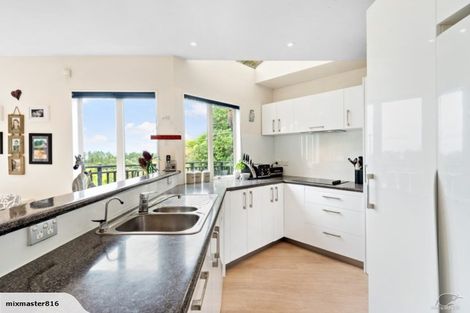 Photo of property in 514 South Titirangi Road, Titirangi, Auckland, 0604