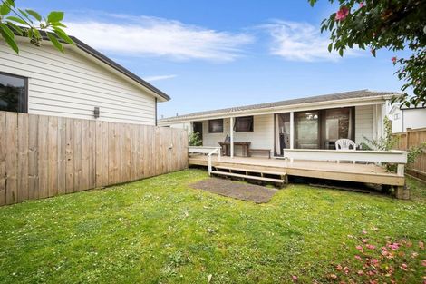 Photo of property in 5 Pinehurst Place, Wattle Downs, Auckland, 2103