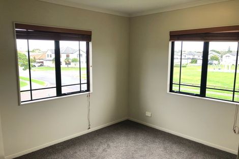 Photo of property in 3 Rialto Court, East Tamaki Heights, Auckland, 2016