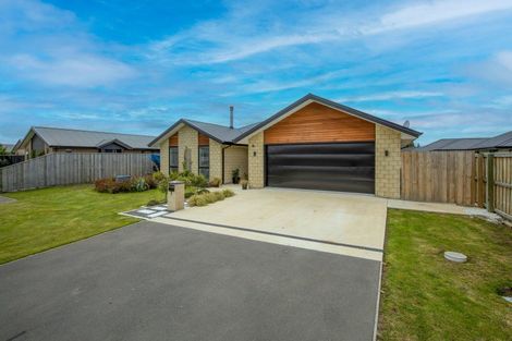 Photo of property in 7 Cherry Avenue, Darfield, 7510