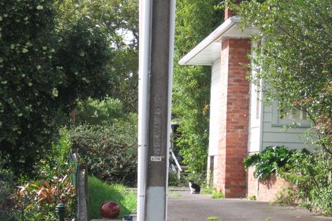 Photo of property in 15a Kereru Street, Henderson, Auckland, 0612