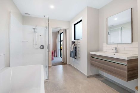 Photo of property in 12 Meadowlands Green, Allenton, Ashburton, 7700