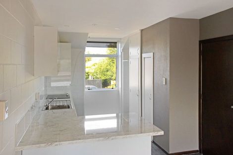 Photo of property in 2/107 Holly Road, St Albans, Christchurch, 8014