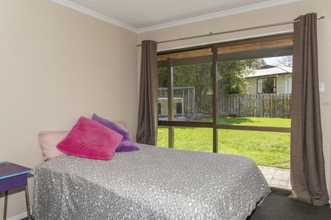 Photo of property in 9 Maclaurin Street, Dannevirke, 4930