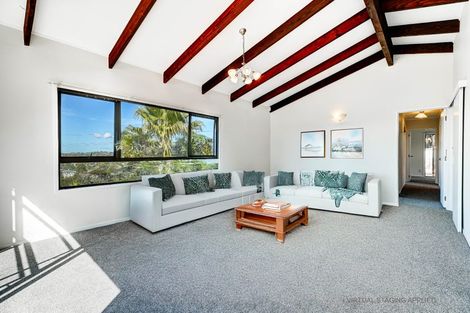 Photo of property in 29 Noeleen Street, Glenfield, Auckland, 0629