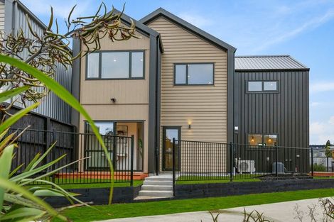 Photo of property in 39 Bristol Freighter Road, Hobsonville, 0616