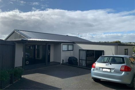Photo of property in 45 Amorino Drive, Red Beach, 0932