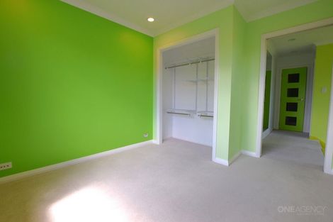 Photo of property in 14 Provence Esplanade, Te Atatu Peninsula, Auckland, 0610