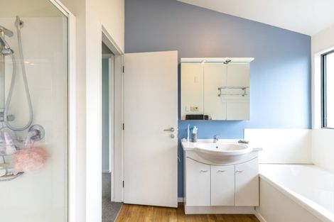 Photo of property in 4 Atamira Close, Churton Park, Wellington, 6037