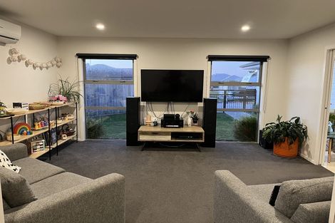 Photo of property in 17 Story Street, Foxton Beach, Foxton, 4815