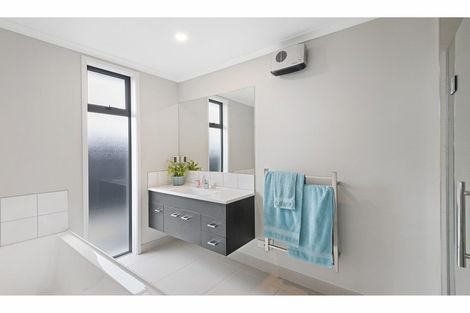 Photo of property in 28 John Annan Street, Halswell, Christchurch, 8025