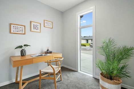 Photo of property in 17 Minerva Avenue, Helensville, 0800