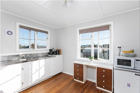 Photo of property in 3 Freyberg Terrace, Waipukurau, 4200