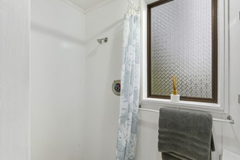 Photo of property in 5 Norna Grove, Waikawa Beach, Manakau, 5573