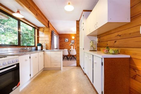 Photo of property in 64 Waimumu Road, Massey, Auckland, 0614