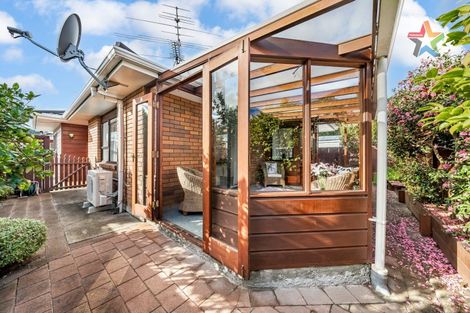Photo of property in 39a Birdwood Road, Waterloo, Lower Hutt, 5011